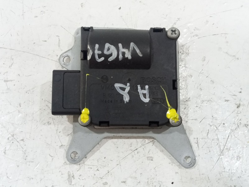 Recambio de motor trampilla calefaccion para audi a8 d3 (4e2, 4e8) 4.2 quattro referencia OEM IAM 132111500  