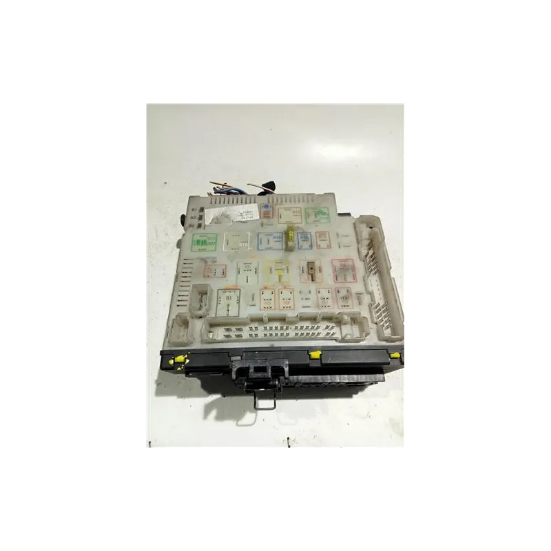 Recambio de caja fusibles/rele para ford escort cabrio (1995) referencia OEM IAM 97AG14A073DC  