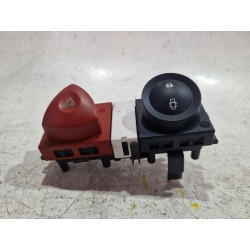 Recambio de boton emergencia para renault megane ii (bm0/1_, cm0/1_) 1.5 dci referencia OEM IAM 8200407415  