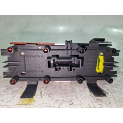 Recambio de boton emergencia para renault megane ii (bm0/1_, cm0/1_) 1.5 dci referencia OEM IAM 8200407415  
