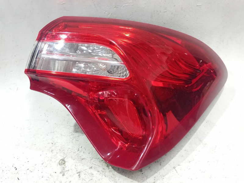 Recambio de piloto trasero derecho para citroën ds5 2.0 bluehdi 180 referencia OEM IAM 2622  