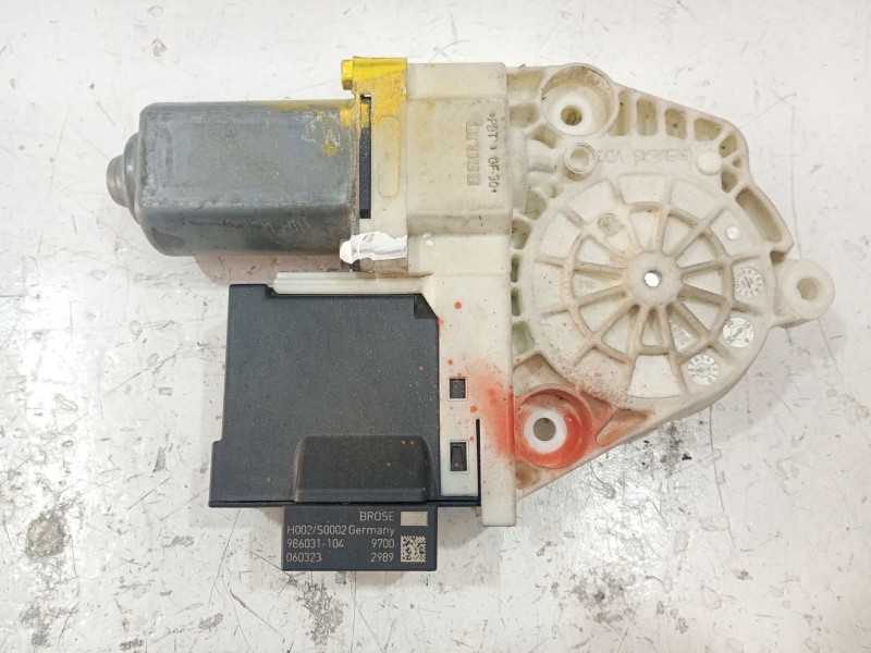 Recambio de motor elevalunas delantero izquierdo para seat ibiza iii (6l1) 1.4 tdi referencia OEM IAM 986031104  