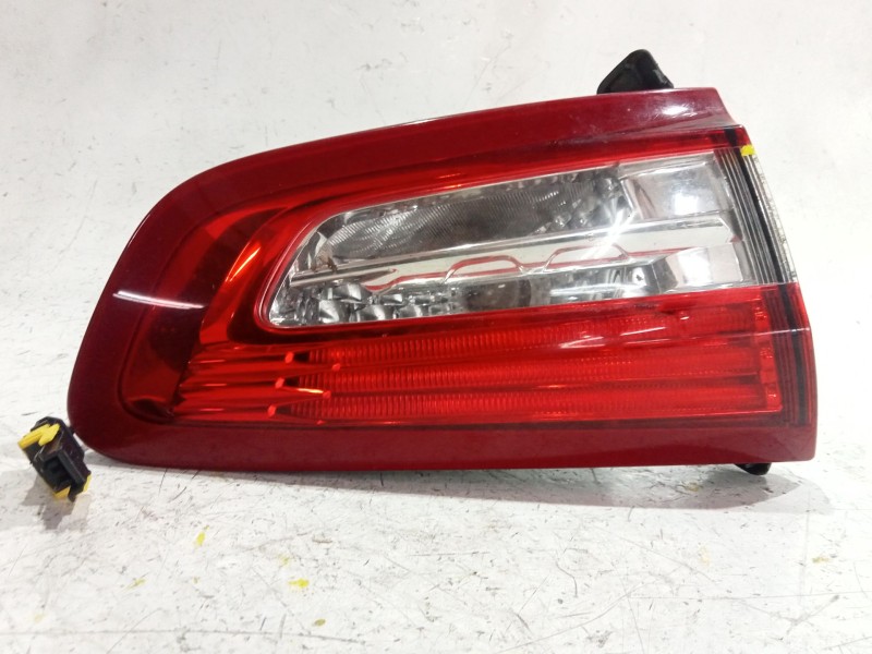 Recambio de piloto porton trasero izquierdo para citroën ds5 2.0 bluehdi 180 referencia OEM IAM 9803168080  