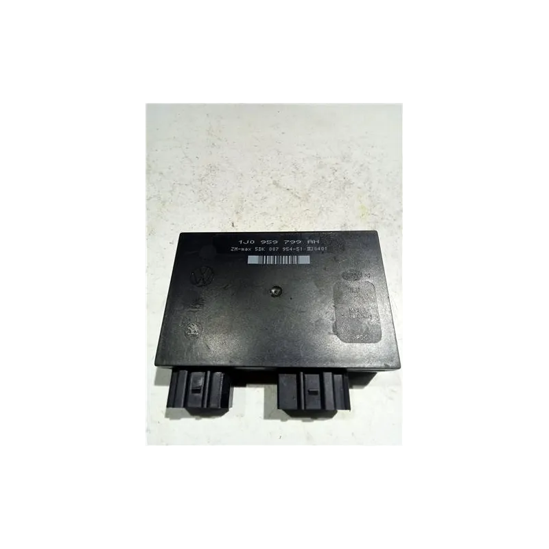 Recambio de caja fusibles/rele para seat leon (1p1)(05.2005) tdi 16v referencia OEM IAM 1J0959799AH  
