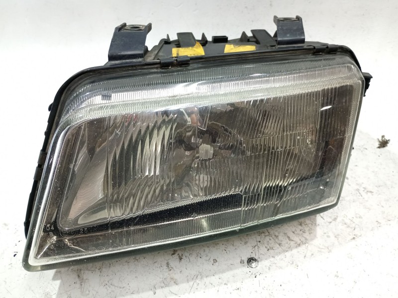Recambio de faro delantero derecho para audi a4 b5 (8d2) 1.8 referencia OEM IAM 3D0941003  