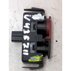 Recambio de boton emergencia para renault megane ii (bm0/1_, cm0/1_) 1.5 dci referencia OEM IAM 8200214896A  