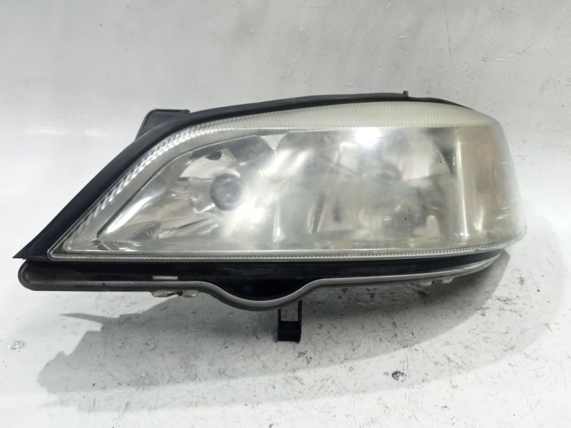 Recambio de faro delantero izquierdo para opel astra g sedán (t98) 2.0 di (f69) referencia OEM IAM 90520877LH  