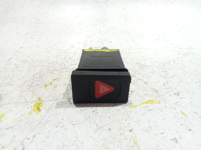 Recambio de botonera emergencia para peugeot 307 (3a/c) 2.0 hdi 110 referencia OEM IAM 662170  