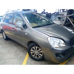 kia carens iii monospace (un) del año 2012