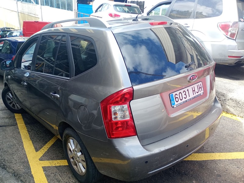 kia carens iii monospace (un) del año 2012