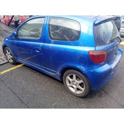 toyota yaris (_p1_) del año 2002