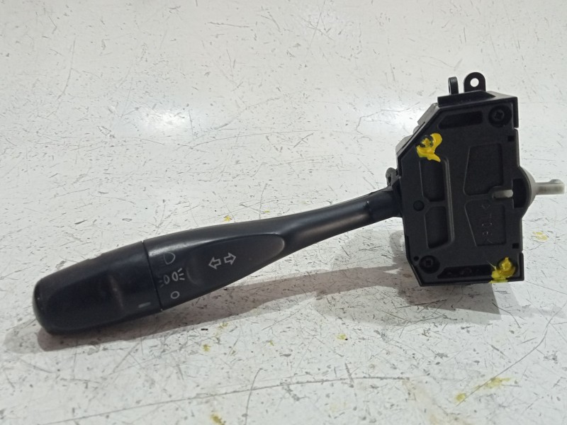 Recambio de mando intermitentes para mitsubishi carisma (da_) 1.9 td (da4a) referencia OEM IAM x36  