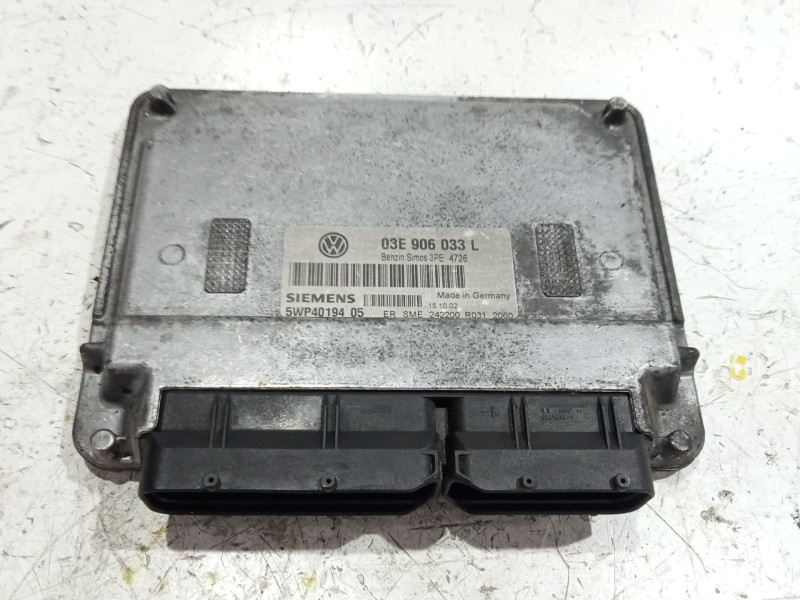 Recambio de centralita inyeccion para volkswagen polo iv (9n_, 9a_) 1.2 referencia OEM IAM 03E906033L  