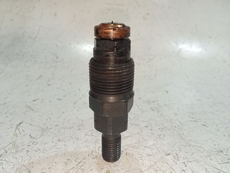 Recambio de inyector para opel zafira / zafira family b (a05) 1.9 cdti (m75) referencia OEM IAM A881090  
