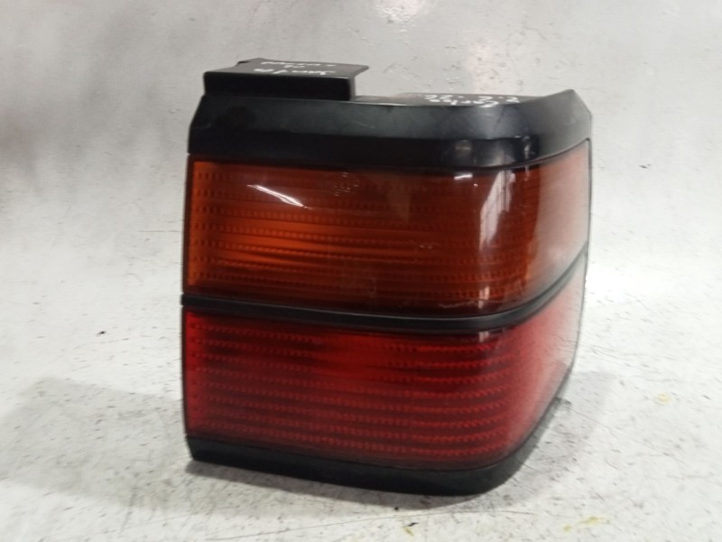 Recambio de piloto trasero derecho para volkswagen passat b3/b4 (3a2, 35i) 1.8 referencia OEM IAM 357945258  