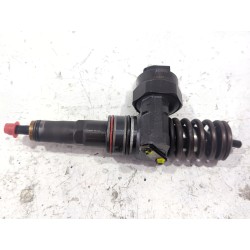 Recambio de inyector para volkswagen golf iv berlina (1j1)(1997) 1.9 tdi referencia OEM IAM 038130073F  