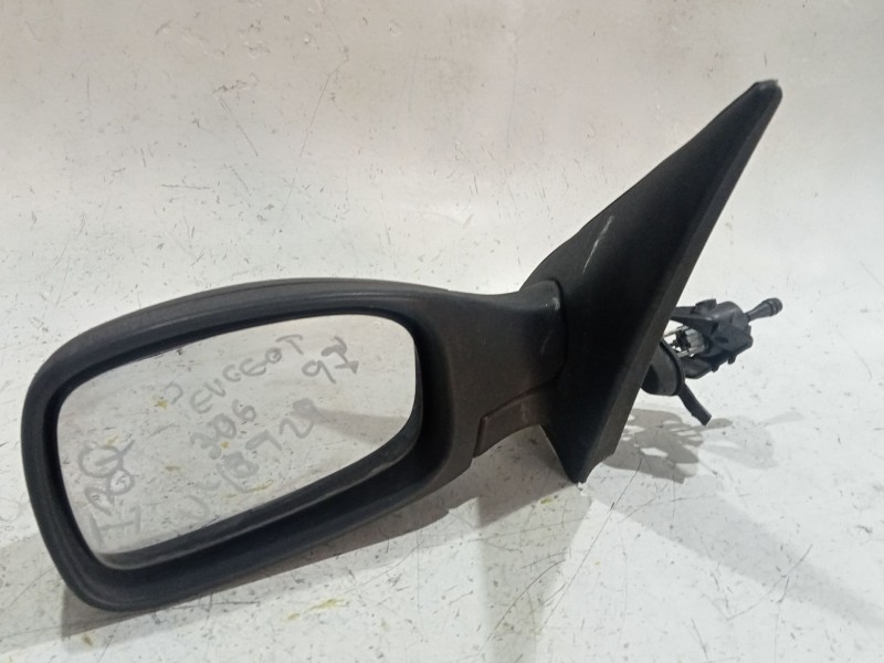 Recambio de retrovisor izquierdo para peugeot 306 (7b, n3, n5) 1.9 sld referencia OEM IAM E201842  