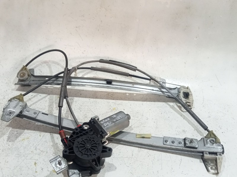 Recambio de mecanismo elevalunas delantero derecho para citroën xsara (n1) 1.9 d referencia OEM IAM 96021815609  