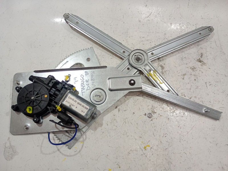 Recambio de mecanismo elevalunas delantero derecho para renault twingo i (c06_) 1.2 (c067) referencia OEM IAM D393800  