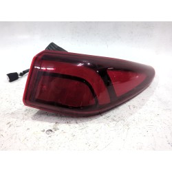 PILOTO TRASERO DERECHO 92402J9600 