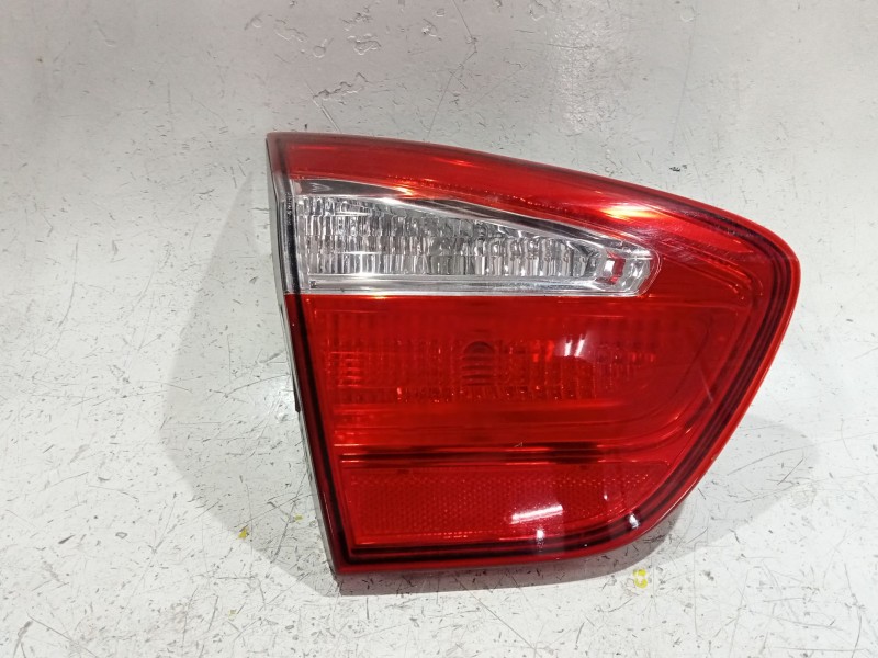 Recambio de piloto porton trasero izquierdo para kia rio iii (ub) 1.25 cvvt referencia OEM IAM 924031W2  