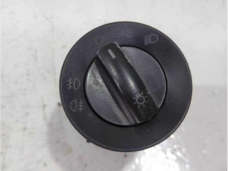 Recambio de mando luces para volkswagen polo iv (9n_, 9a_) 1.2 referencia OEM IAM 6Q0941531C  