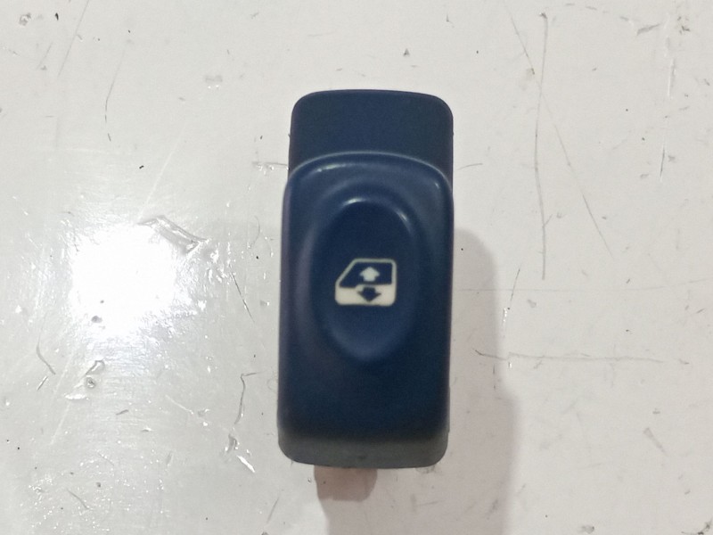 Recambio de mando elevalunas para renault twingo i (c06_) 1.2 (c067) referencia OEM IAM 4318  