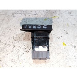 Recambio de botonera cierre centralizado para renault captur i (j5_, h5_) 0.9 tce 90 referencia OEM IAM 262103678R  
