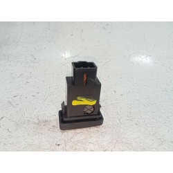 Recambio de boton antiniebla para hyundai accent i (x-3) 1.3 i 12v referencia OEM IAM 80624L  