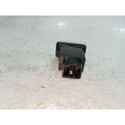 Recambio de boton antiniebla para hyundai accent i (x-3) 1.3 i 12v referencia OEM IAM 80624L  