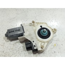 MOTOR ELEVALUNAS DELANTERO DERECHO 7746022700 