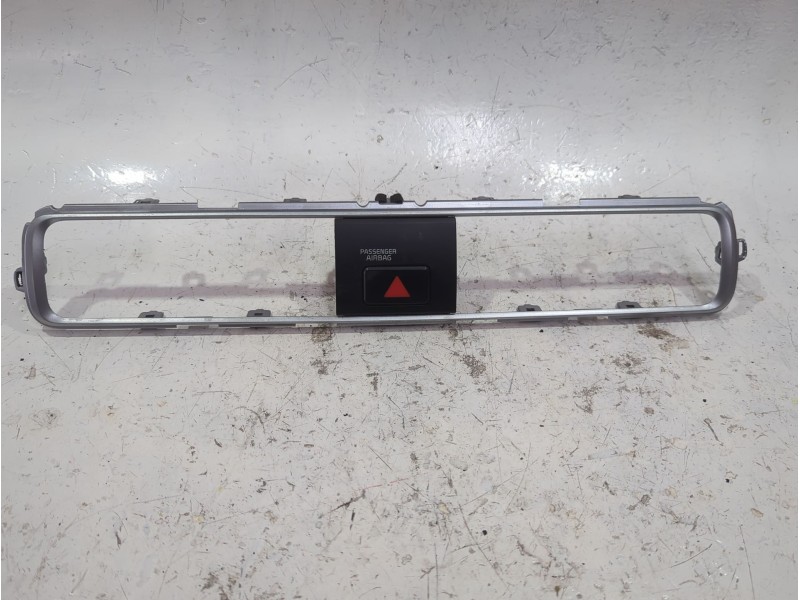 Recambio de boton emergencia para kia rio iii (ub) 1.25 cvvt referencia OEM IAM   