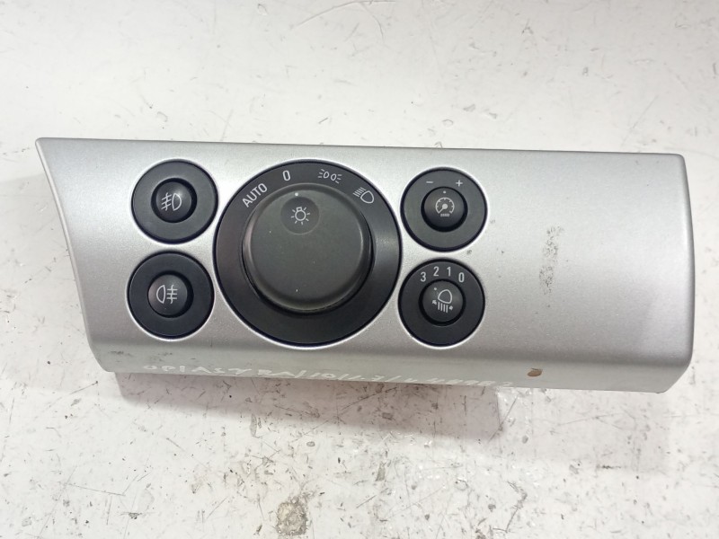 Recambio de mando luces para opel astra h gtc (a04) 1.7 cdti (l08) referencia OEM IAM 13100124ZT  