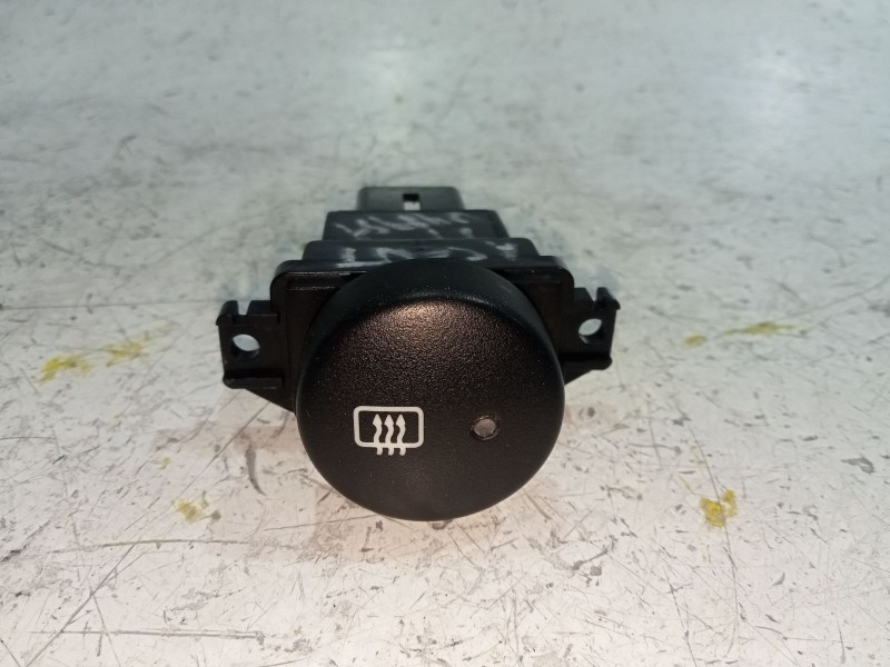 Recambio de boton luneta termica para hyundai accent i (x-3) 1.3 i 12v referencia OEM IAM axa  