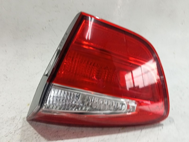 Recambio de piloto porton trasero derecho para kia rio iii (ub) 1.25 cvvt referencia OEM IAM 924041W2  