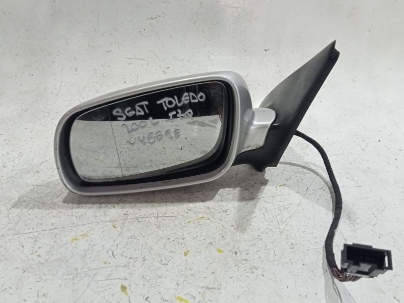 Recambio de retrovisor izquierdo para seat toledo ii (1m2) 1.9 tdi referencia OEM IAM E101010509  