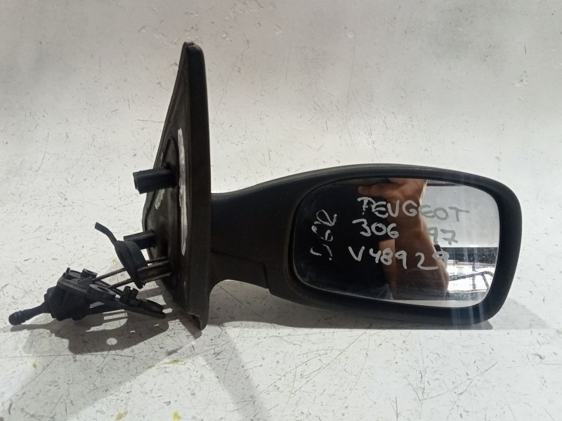 Recambio de retrovisor derecho para peugeot 306 (7b, n3, n5) 1.9 sld referencia OEM IAM e201846  