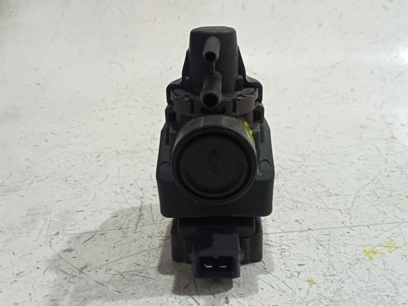 Recambio de valvula aire adicional para dacia sandero ii (b8_) 1.2 referencia OEM IAM Ev526  