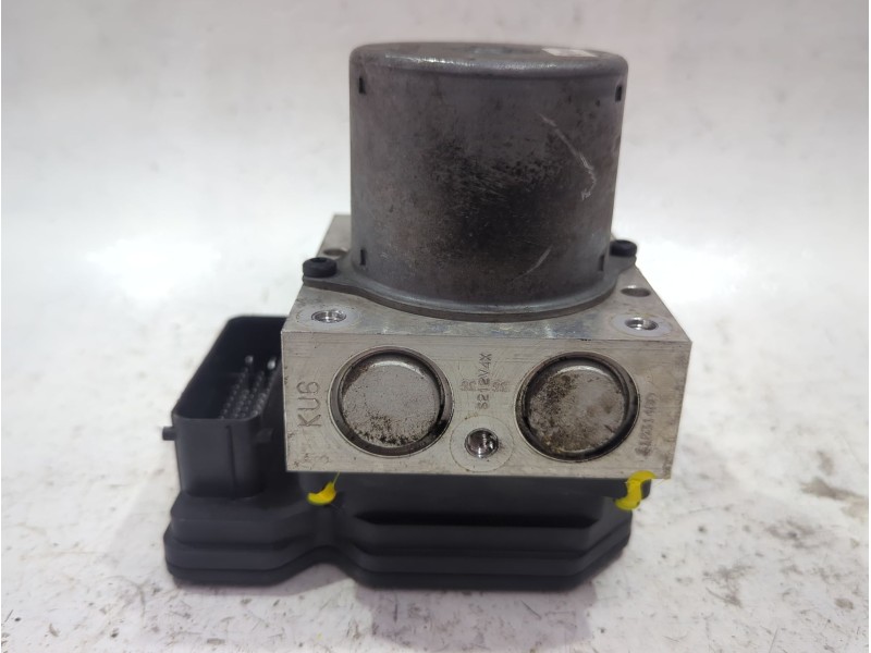 Recambio de nucleo abs para kia carens iii monospace (un) 1.6 crdi 110 referencia OEM IAM BE6003E705  