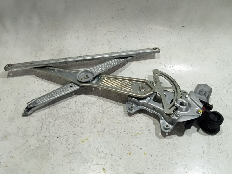 Recambio de mecanismo elevalunas delantero derecho para toyota yaris (_p1_) 1.5 (ncp13_) referencia OEM IAM 8571052030  