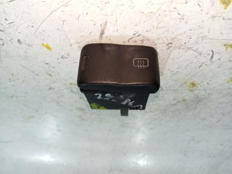 Recambio de boton luneta termica para seat ibiza ii (6k1) 1.9 tdi referencia OEM IAM 5K1959621A  