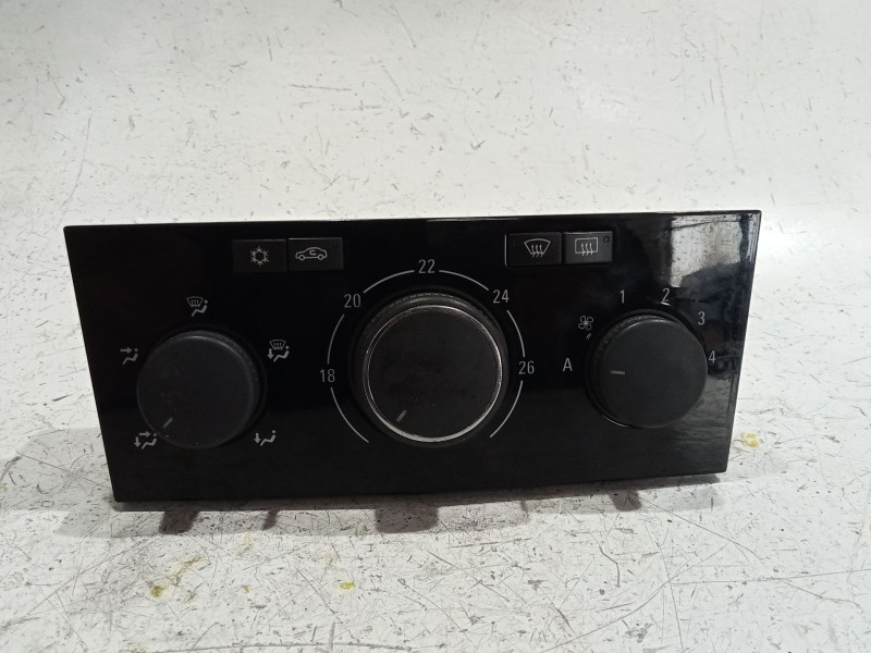Recambio de mando climatizador para opel astra h (a04) 1.7 cdti (l48) referencia OEM IAM 901513670000  
