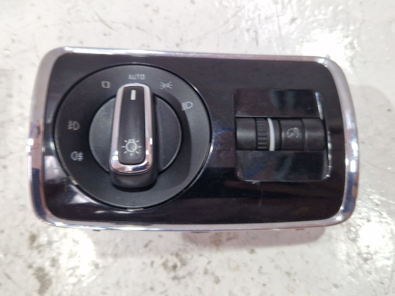 Recambio de mando luces para skoda superb ii (3t4) 2.0 tdi referencia OEM IAM 3T0941431B  