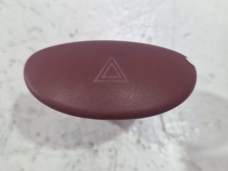 Recambio de boton emergencia para citroën xsara picasso (n68) 1.6 hdi referencia OEM IAM   