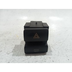 Recambio de botonera emergencia para toyota corolla (_e12_) 2.0 d-4d (cde120_) referencia OEM IAM 8433202080B  