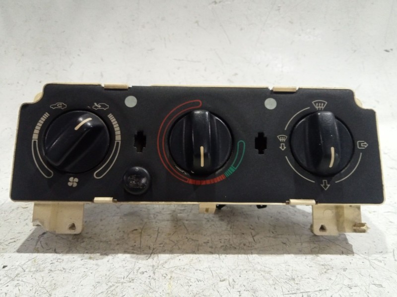 Recambio de mando climatizador para peugeot 306 (7b, n3, n5) 1.9 sld referencia OEM IAM 810500233F  