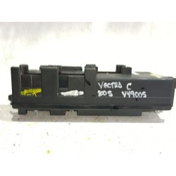 Recambio de caja reles / fusibles para opel vectra c berlina (2002) 1.9 cdti referencia OEM IAM 13205800  