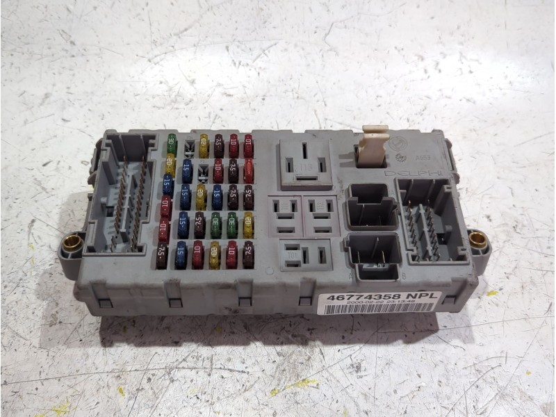Recambio de caja fusibles/rele para fiat doblo monospace (119_, 223_) 1.9 jtd (223axe1a) referencia OEM IAM 46774358NPL  