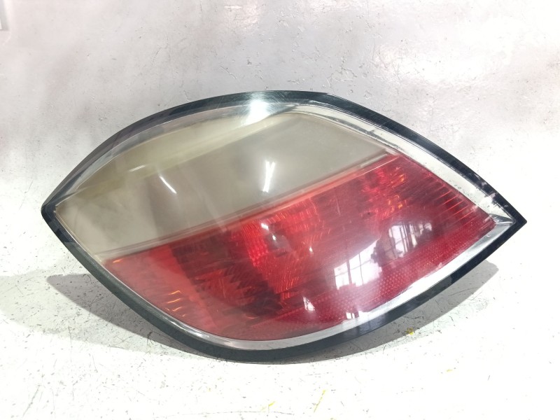 Recambio de piloto trasero izquierdo para opel astra h (a04) 1.7 cdti (l48) referencia OEM IAM 154421936LB  