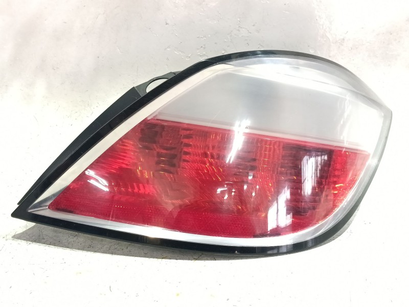 Recambio de piloto trasero derecho para opel astra h (a04) 1.7 cdti (l48) referencia OEM IAM 159732  